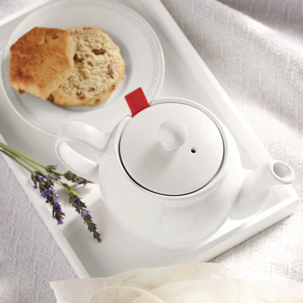 White Chatsford Teapot
